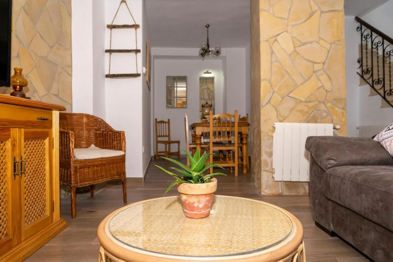 Villa La Tesela Priego de Córdoba 0*,  España